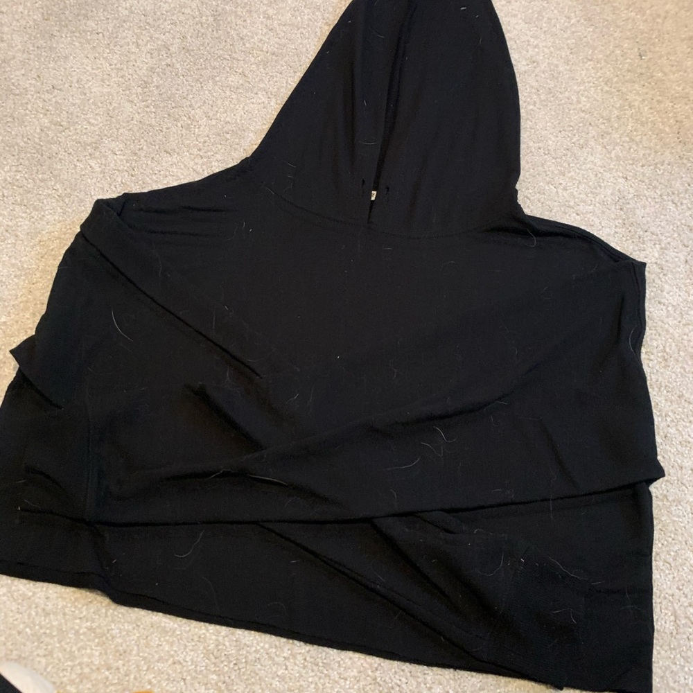 black cropped hoodie
